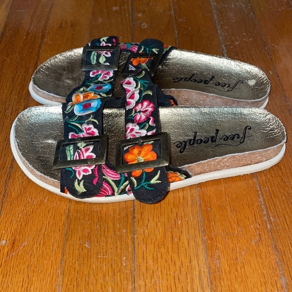 FREEPEOPLE slides - Picture 2 of 3